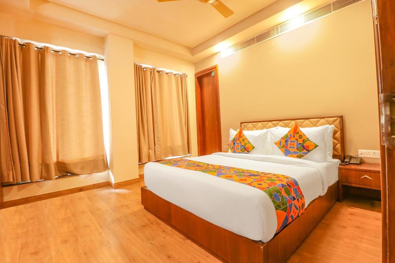 Fabhotel Prime Shanit Delhi  Exterior photo